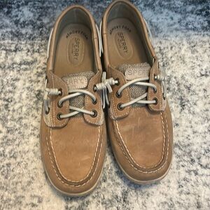 Tan Sperry